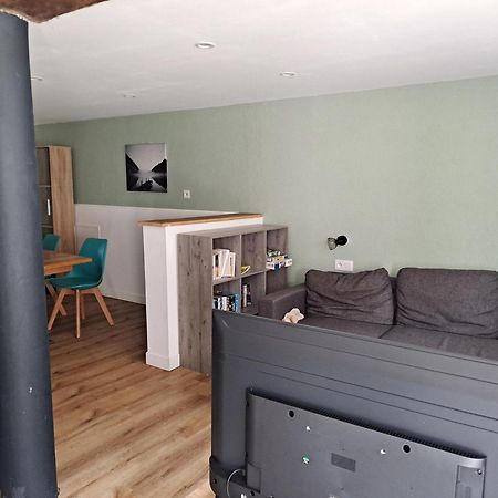 Les Lutins Reveurs Apartment Montagny-pres-Louhans ภายนอก รูปภาพ