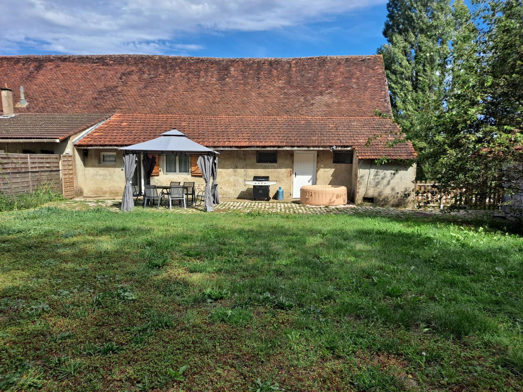 Les Lutins Reveurs Apartment Montagny-pres-Louhans ภายนอก รูปภาพ